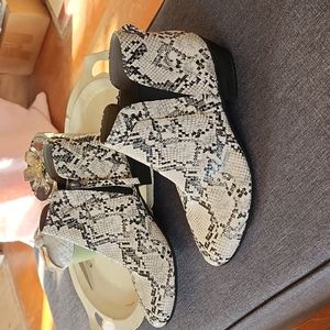 Circus by Sam Edelman Pipper Snakeskin Booties